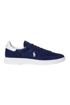 stylish-sneakers-for-everyday-wear
