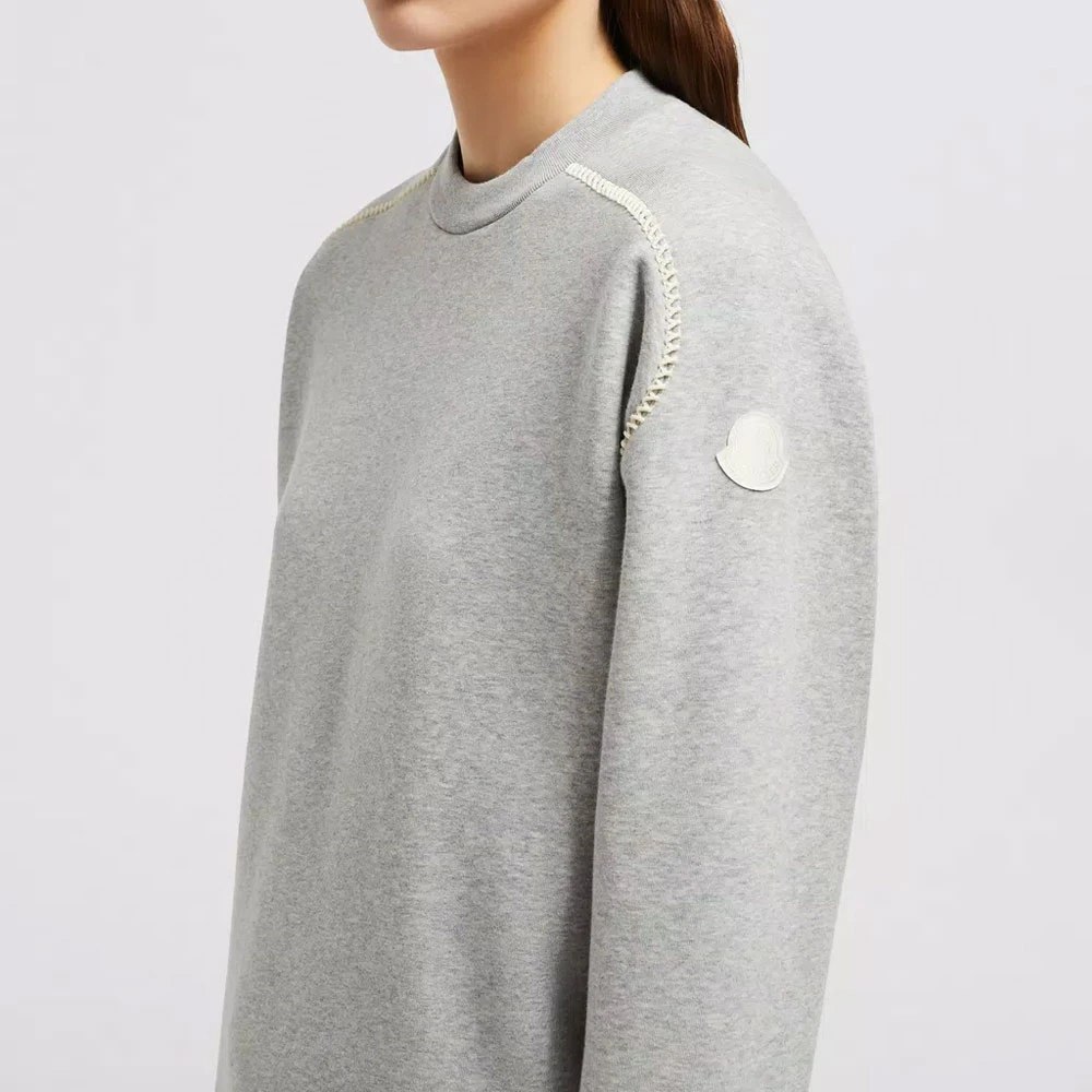 Moncler Geborduurde Sweatshirt met Elegante Schouderdetails Gray Dames