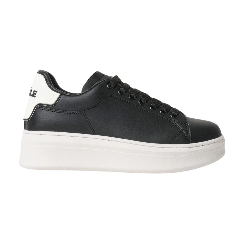 Gaëlle Paris Zwarte leren sneakers met rubberen patch Dames Schoenen