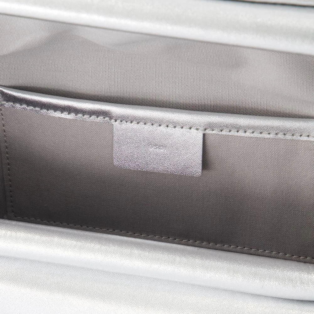 Osoi Zilveren Leren Schoudertas met Klep Gray Dames