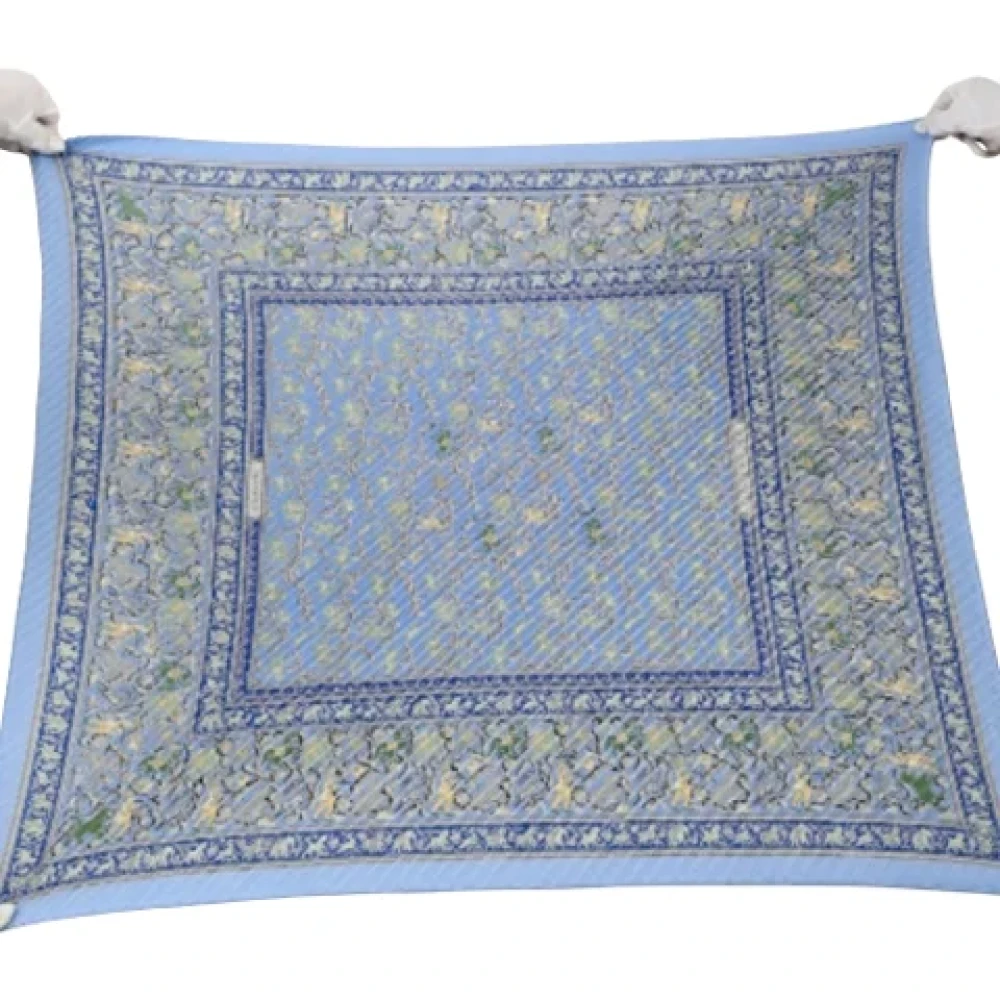 Hermès Vintage Pre-owned Silk scarves Blue Dames