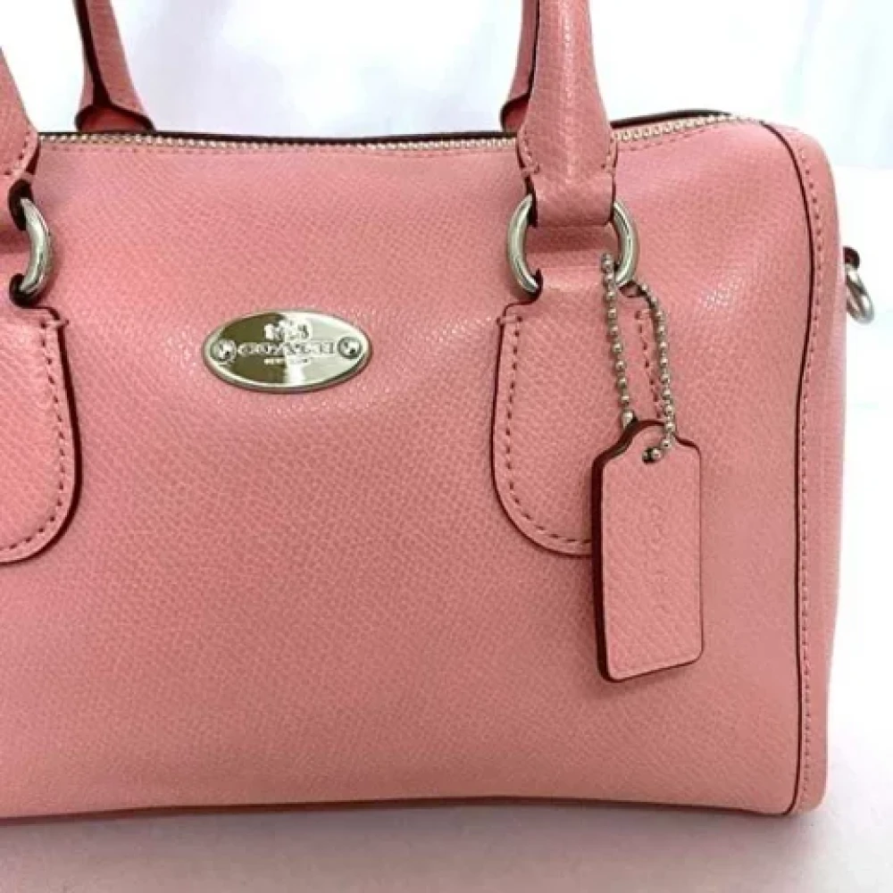 Coach Pre-owned Leather handbags Pink Dames