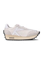 smile-run-low-top-sneakers