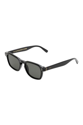 black-sunglasses-sophisticated-design-uv-protected