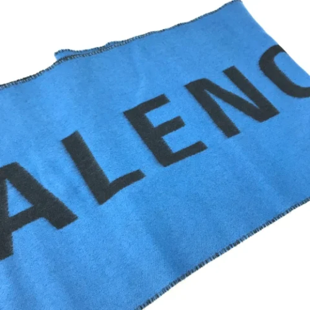 Balenciaga Vintage Pre-owned Wool scarves Blue Heren