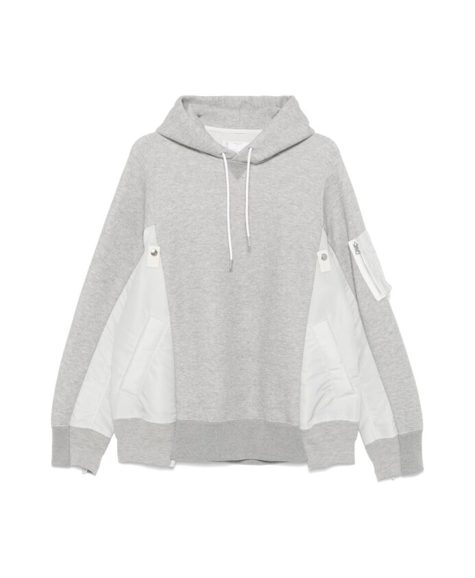 sweat-a-capuche-gris-clair-avec-poche-a-fermeture-eclair