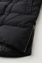 black-parka-coat-with-water-and-wind-resistance