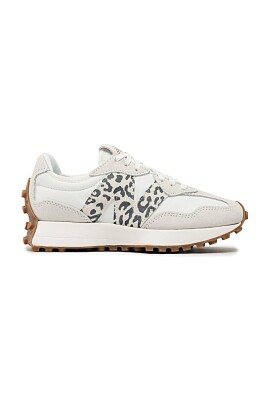 stylish-sneakers-for-everyday-wear