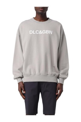 crew-neck-sweatshirt