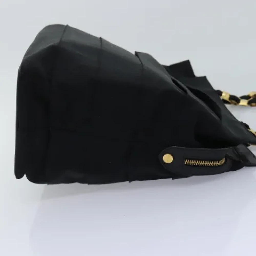 Salvatore Ferragamo Pre-owned Canvas shoulder-bags Black Dames