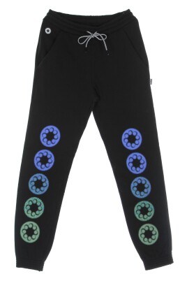 black-sweatpants-with-elastic-waist