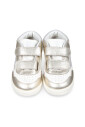 sneakers-blanches-en-cuir-avec-fermeture-velcro