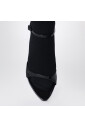 low-avenue-sock-heels