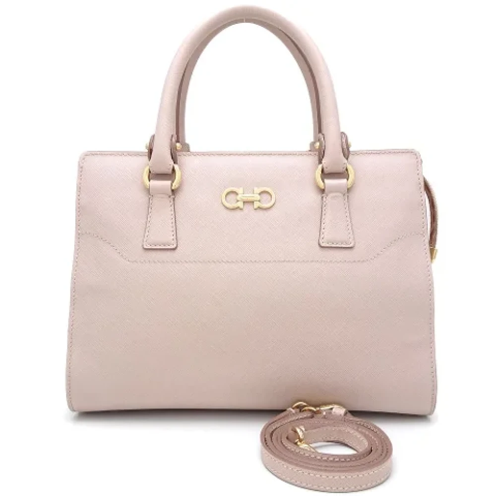 Salvatore Ferragamo Pre-owned Leather handbags Beige Dames