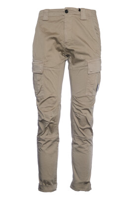 vintage-khaki-cargo-pants