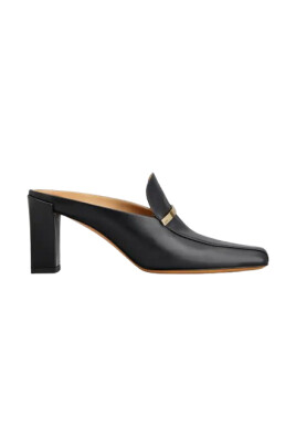 black-leather-sabot-with-metal-bar