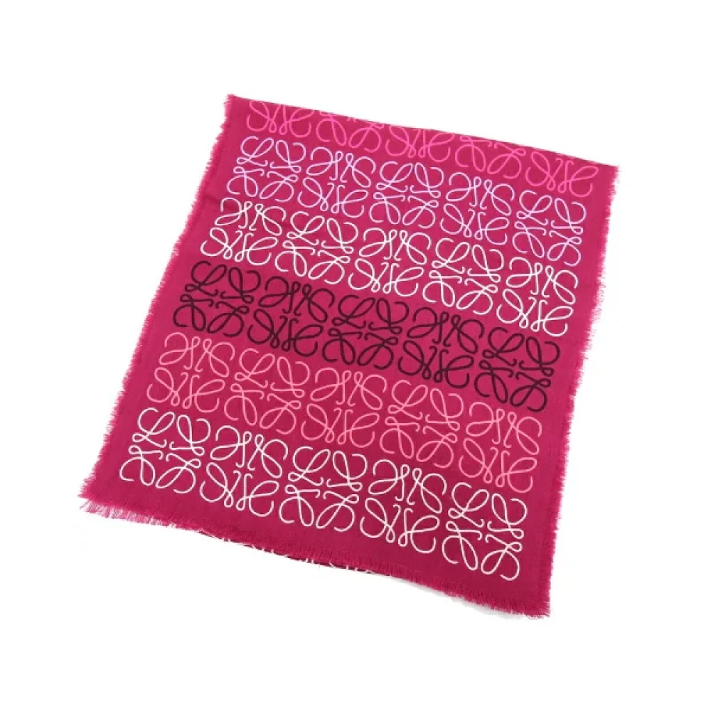 Loewe Pre-owned Wool scarves Pink Dames