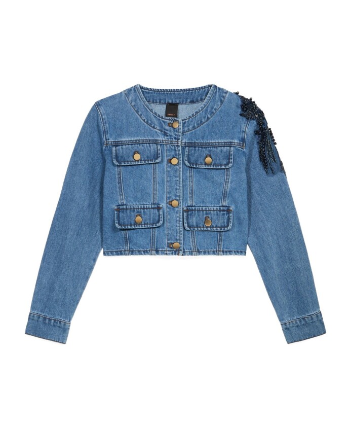 veste-en-jean-avec-applications