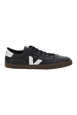 sneakers-blanches-basses-bout-rond