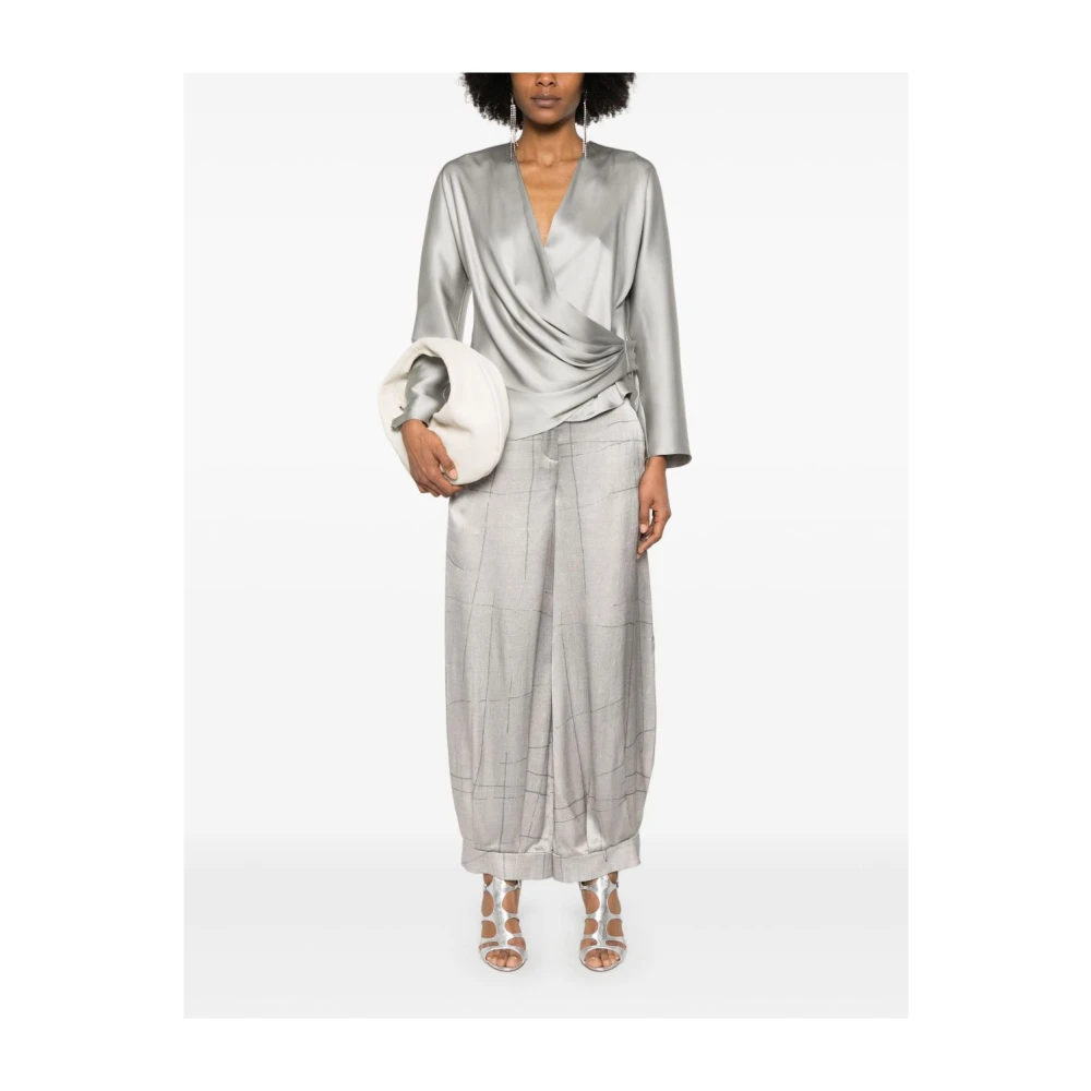 Giorgio Armani Zijden Wrap Blouse in Grijs Gray Dames