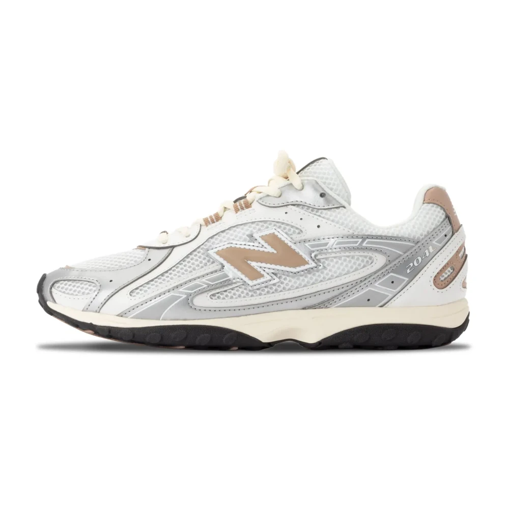 New Balance Unisex White 204L - Sneakers - 3 Uk - Shoes