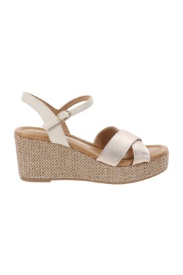 faux-leather-womens-sandals
