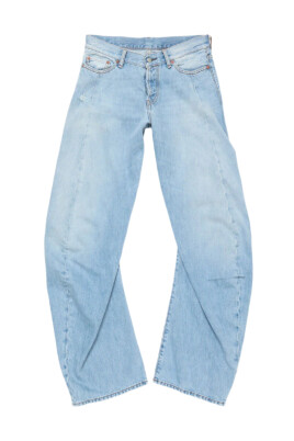 premium-denim-loose-fit-jeans