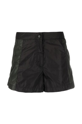 shorts-en-denim-decontractes-pour-les-journees-estivales