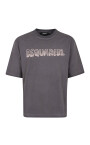 casual-tee-with-unique-style