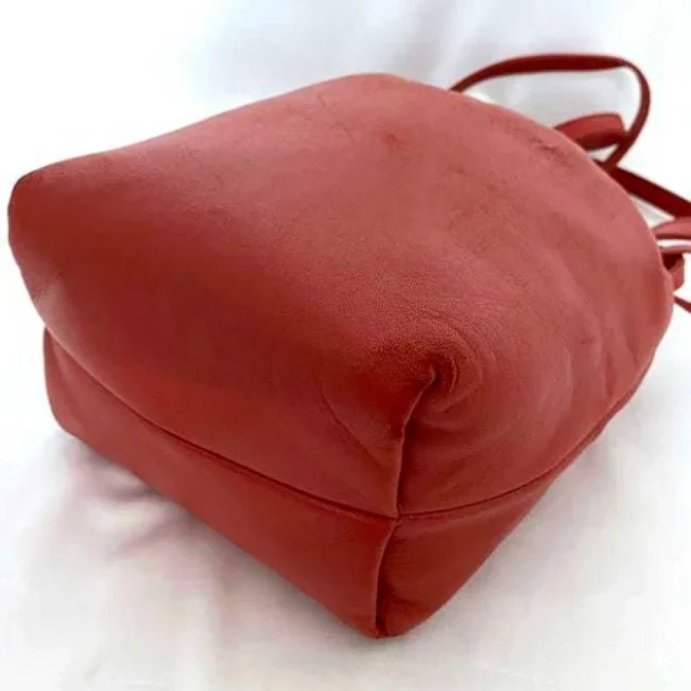 Loewe Pre-owned Fabric shoulder-bags Red Dames
