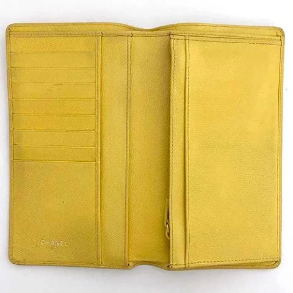 Chanel Vintage Pre-owned Leather wallets Yellow Dames