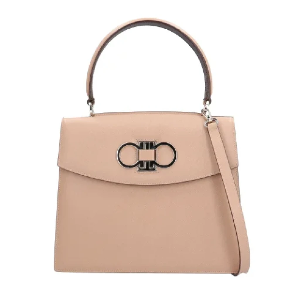 Salvatore Ferragamo Pre-owned Leather handbags Beige Dames