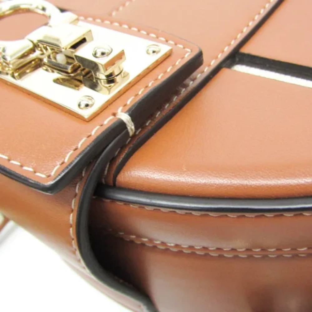 Salvatore Ferragamo Pre-owned Leather handbags Brown Dames