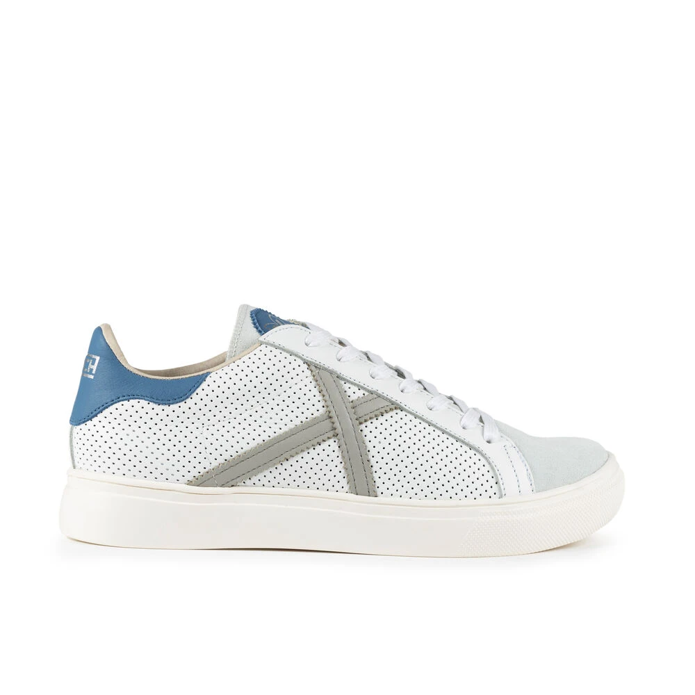 Munich - Shoes > Sneakers - White - Munich - Modalova
