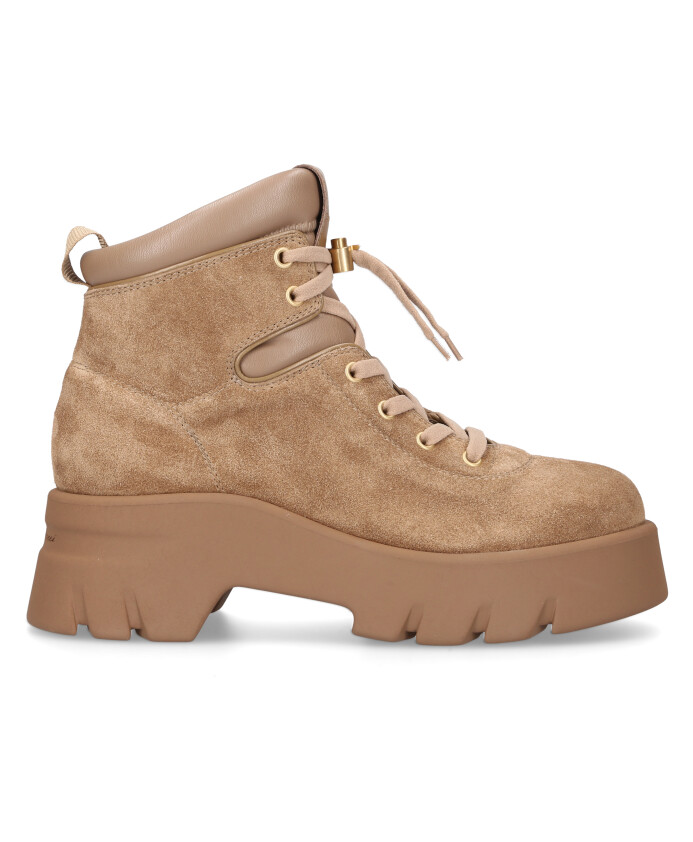 ankle-boots