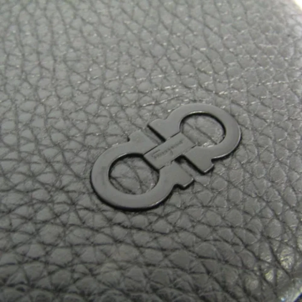 Salvatore Ferragamo Pre-owned Leather pouches Black Dames
