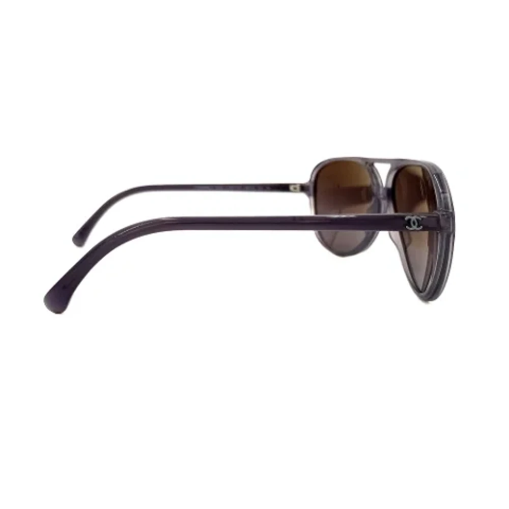 Chanel Vintage Pre-owned Plastic sunglasses Purple Dames