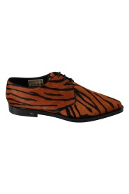 Zapatos con cordones