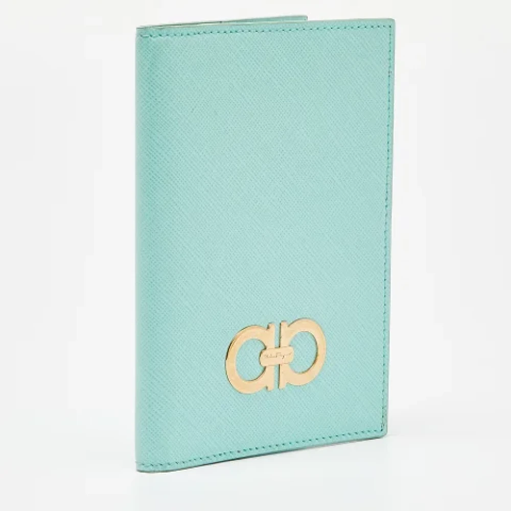 Salvatore Ferragamo Pre-owned Leather home-office Green Dames