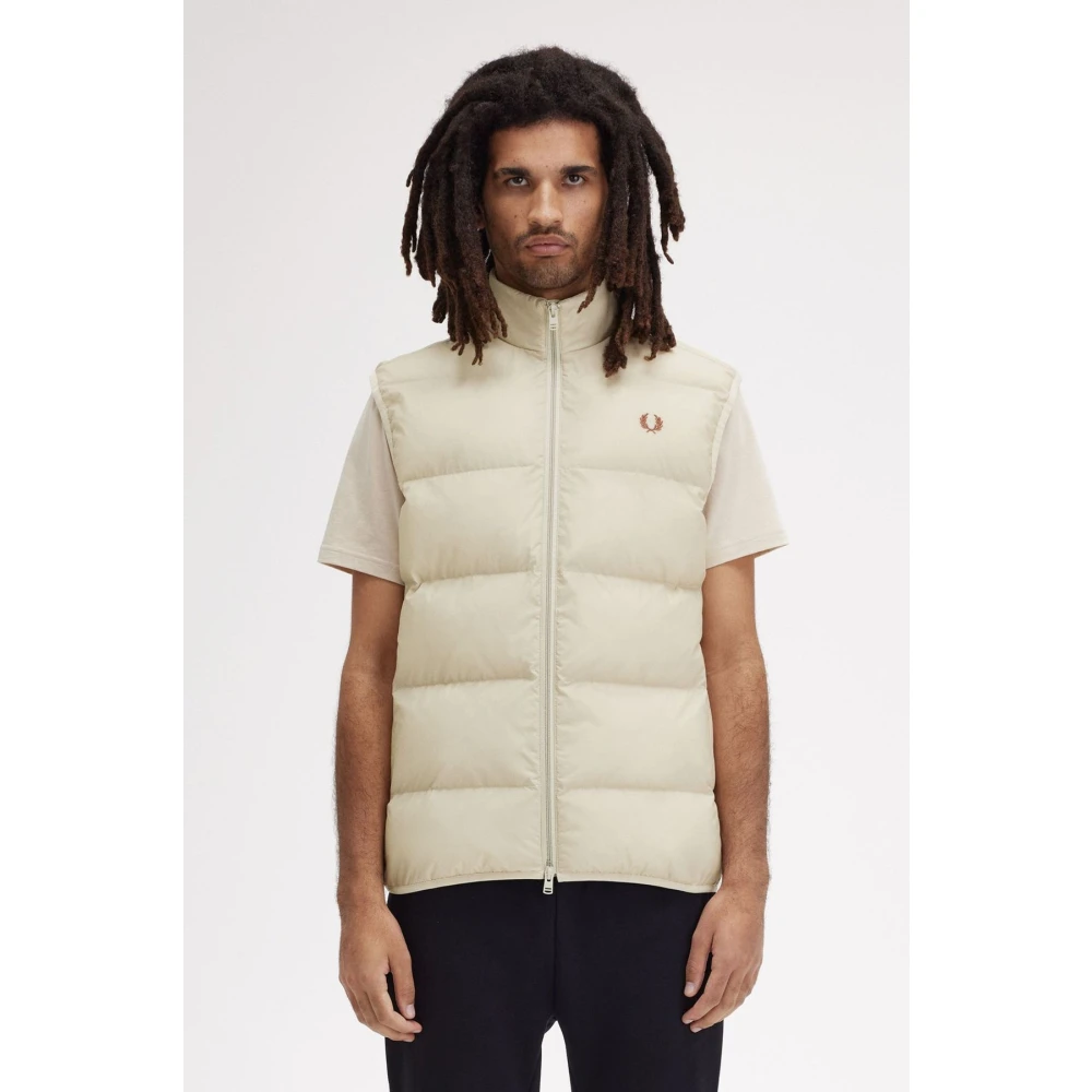 Fred Perry Crème Geïsoleerd Mouwloos Vest Beige Heren