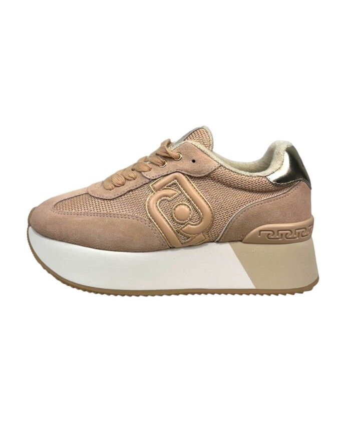 sneakers-en-cuir-avec-semelle-en-caoutchouc