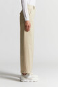 pantalon-leger-en-gabardine-de-coton-stretch