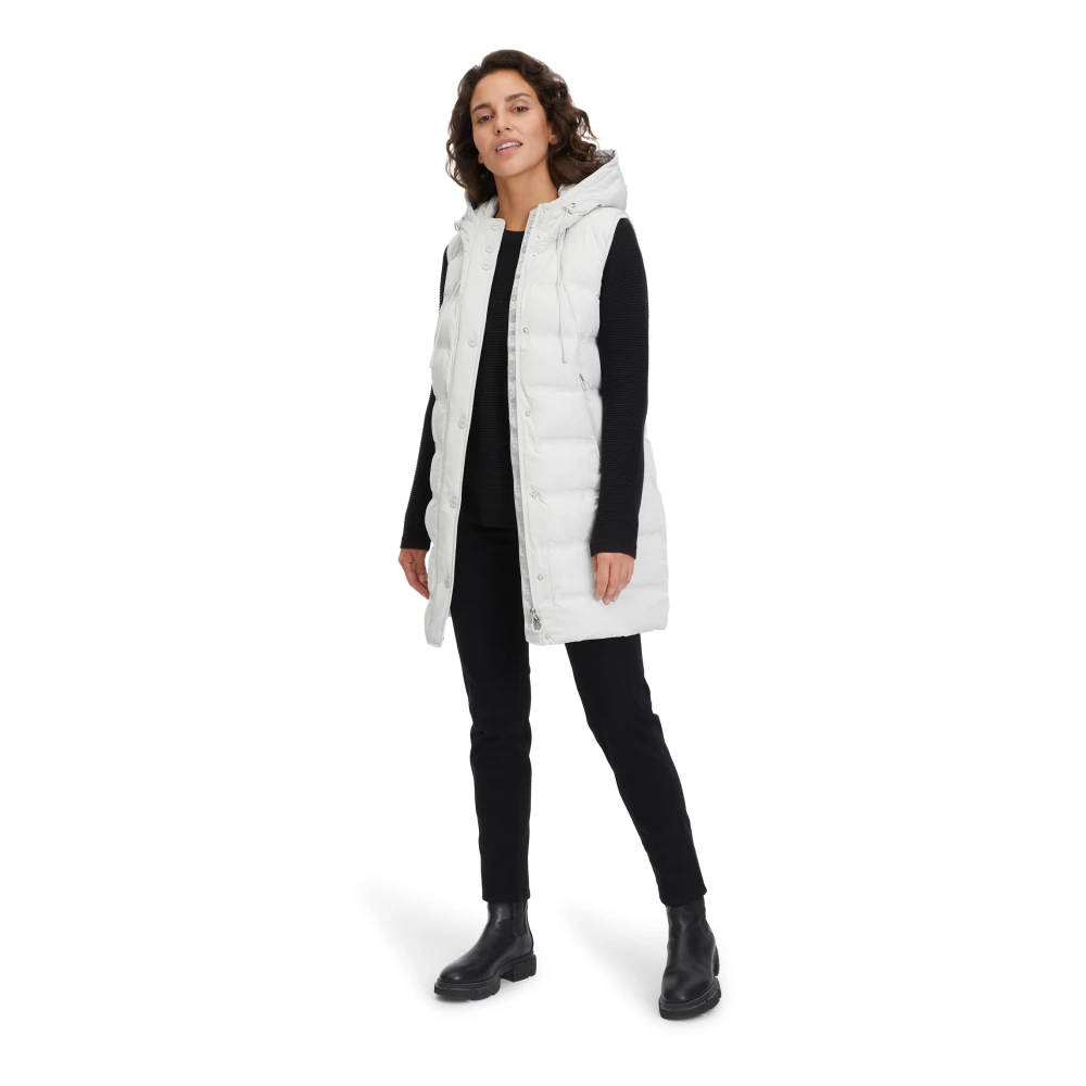 Betty Barclay Gewatteerd Vest met Capuchon White Dames