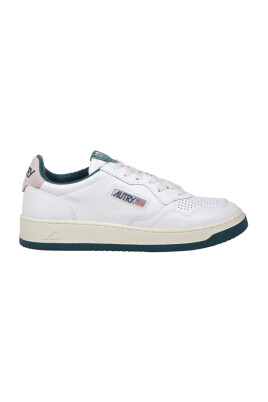 white-forest-low-sneaker