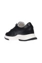 sneakers-basse-en-cuir-perfore