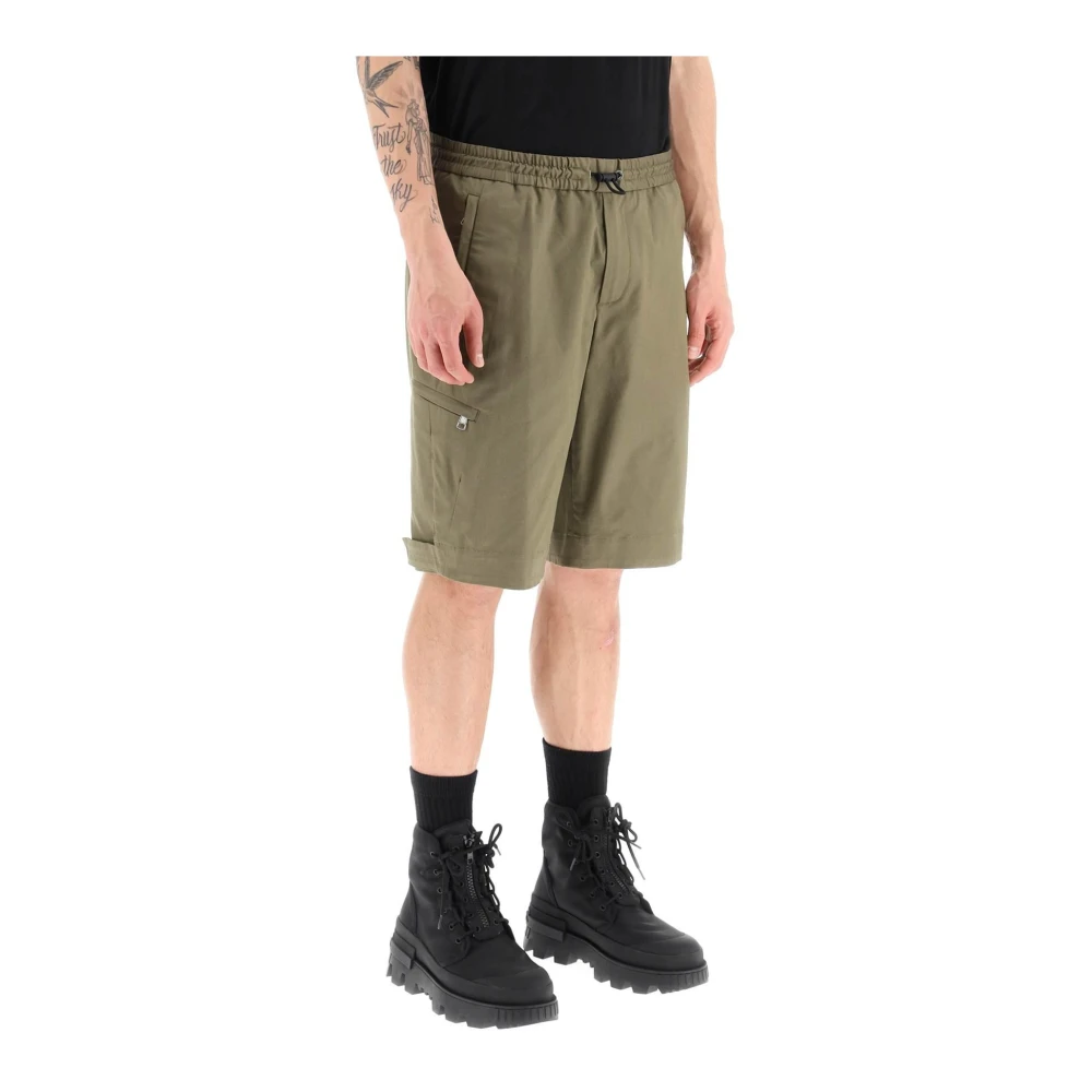 Moncler Katoenen gabardine shorts met klittenbandsluiting Green Heren