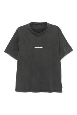t-shirt-noir-001-modele-elegant