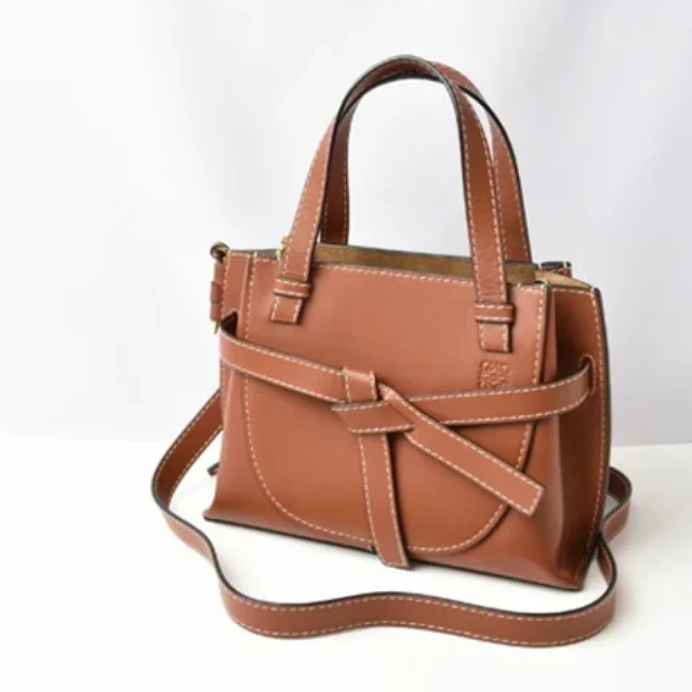 Loewe Pre-owned Fabric handbags Brown Dames