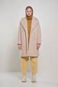 manteau-en-sherpa-boucle-avec-revers