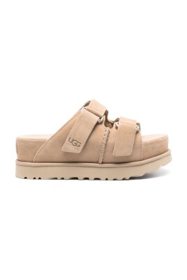 beige-sandals-with-padded-design